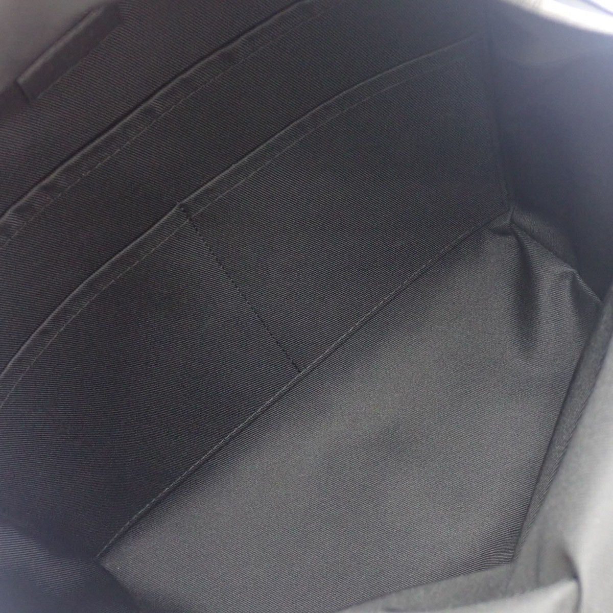 Monogram Eclipse Discovery 背包 PM 黑色/灰色 M22558