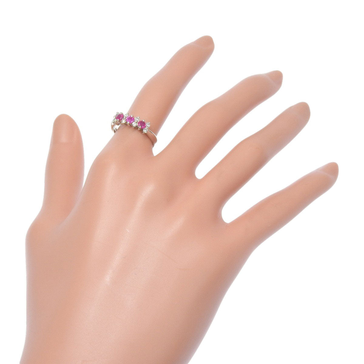 Ruby and diamond ring, R0.45/D0.21, platinum Pt900, 4.0g
