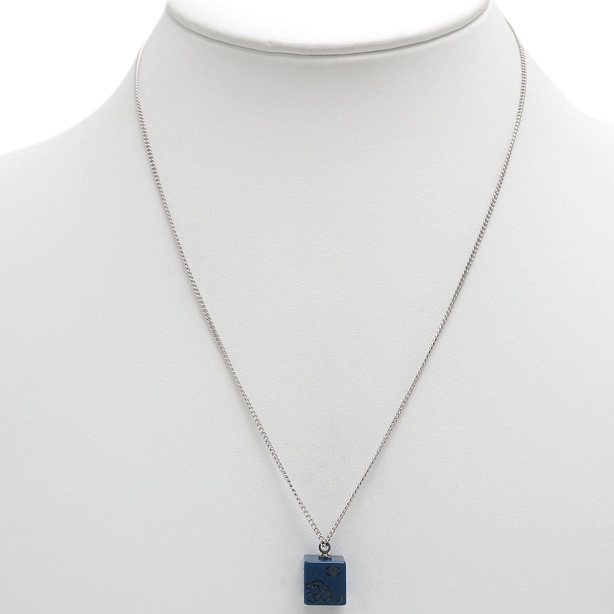 ココマーク カメリア キューブ ネックレス メタル