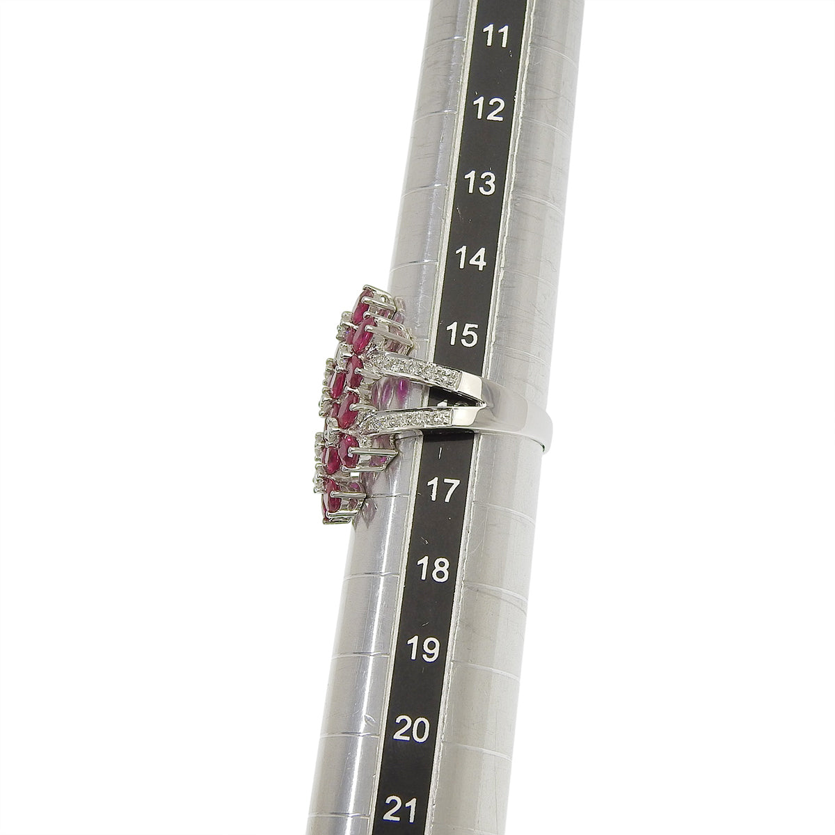 ルビー フラワーリング R3.59/D0.50 ホワイトゴールド K18WG 7.4g