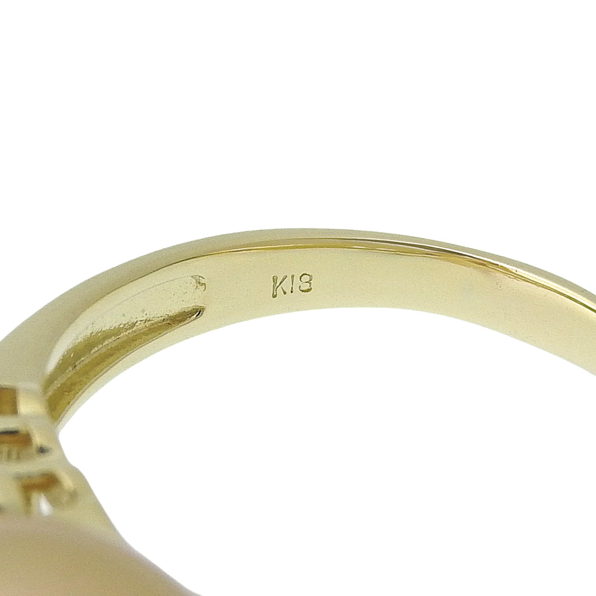 大颗珍珠钻石戒指，P/D0.46，18K黄金，6.0克