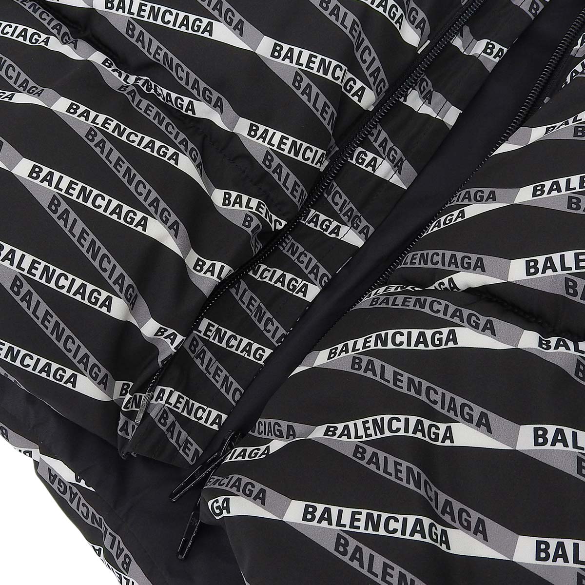 C字形全印花羽绒服 2019 44