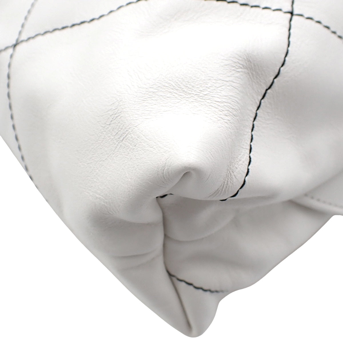 CHANEL 22 Large Backpack Leather White Black AS3313