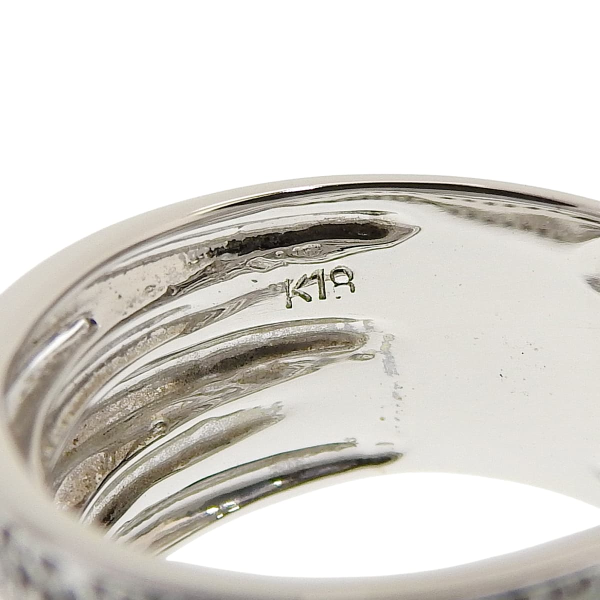 Diamond ring D0.50 K18WG 8.24g
