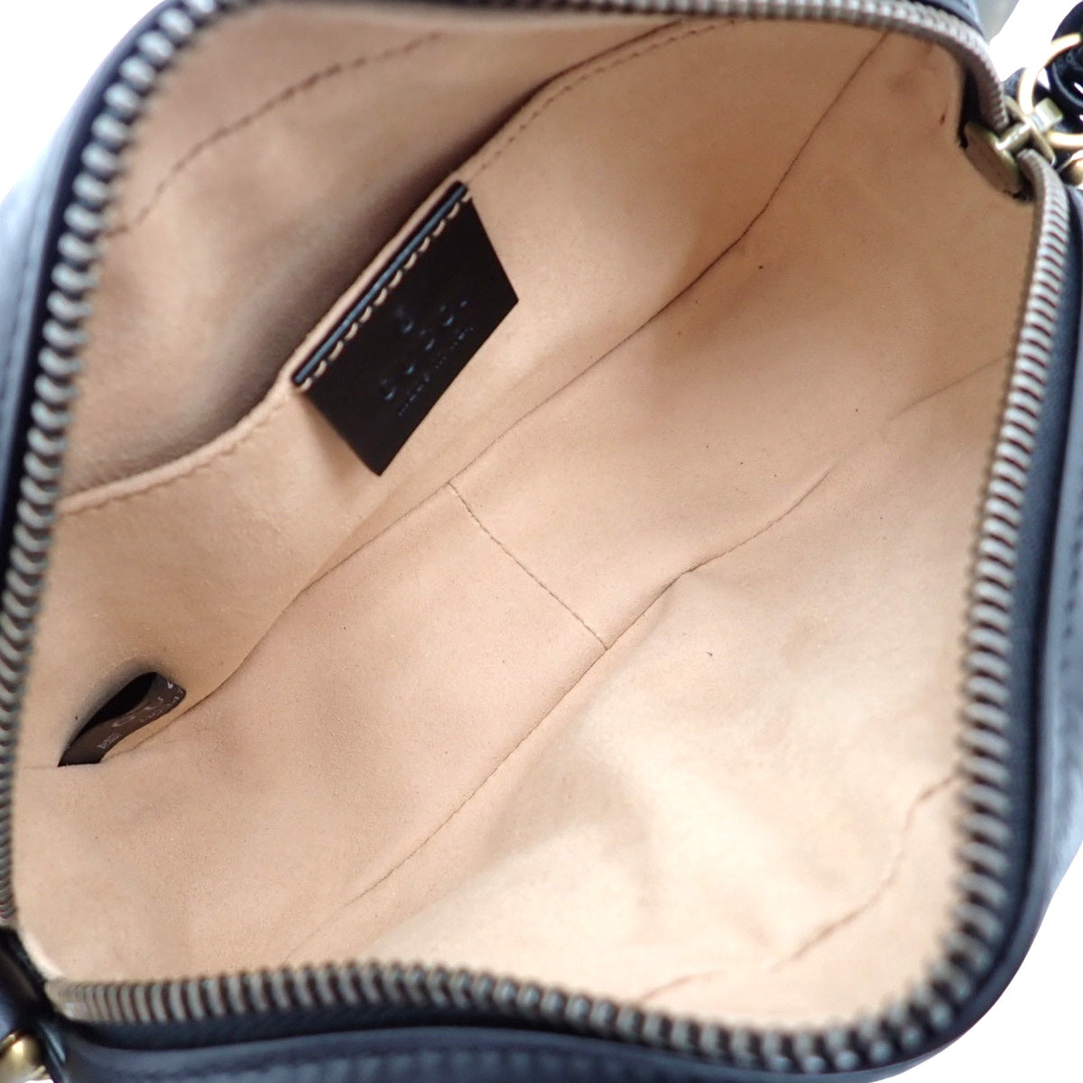 GG Marmont Mini Camera Bag, Leather, Black, 448065 DTD1T 1000