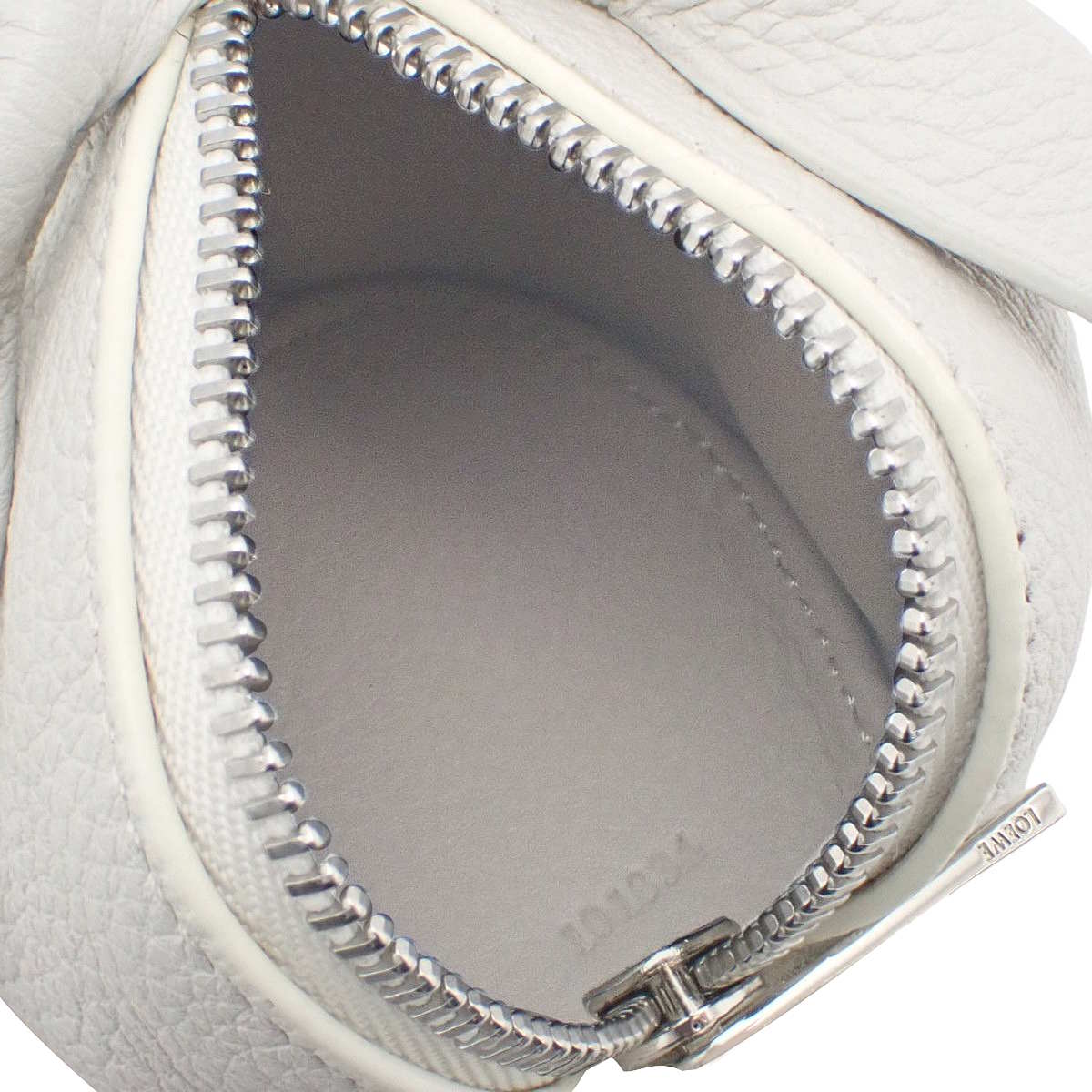 米白色皮革兔子造型零钱包