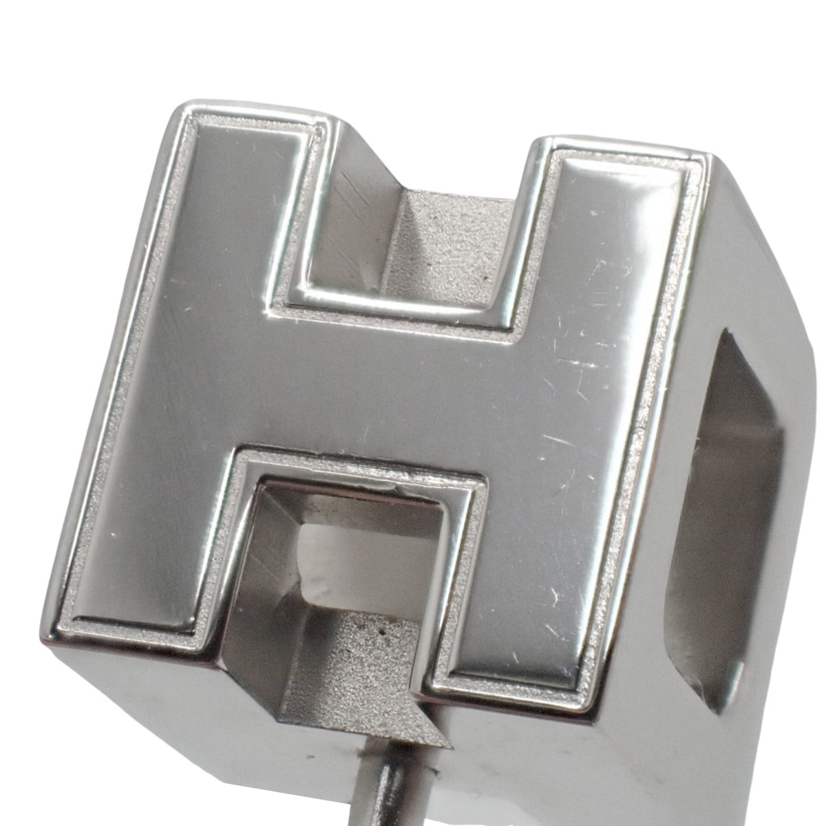 CAGE de H H Cube Earrings in Metal