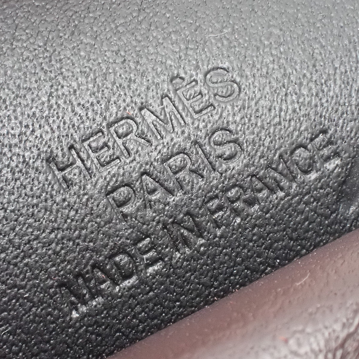 Rodeo Charm Pegasus PM Anjou Milo Vaux Swift Rouge Serie Rouge H Black B Stamp