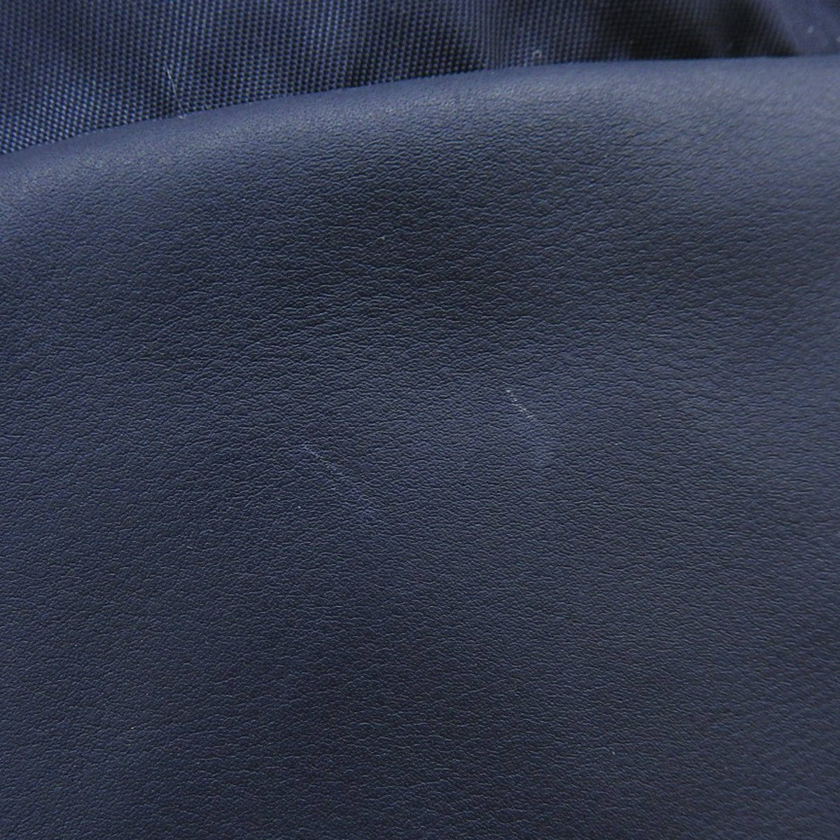 Vライン ガストンV パルス バックパック レザー ネイビー ブラック レッド赤 ホワイト白 ブルー青 M51106 デイパック ショルダー 肩掛けバッグ