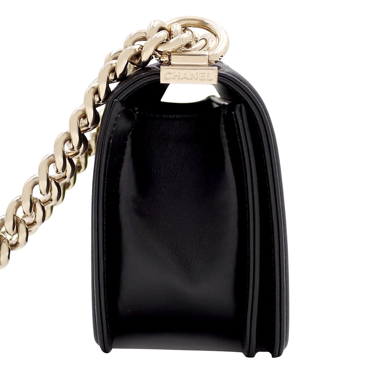 Boy Chanel 20 小号链条肩背包，黑色皮革 A67085