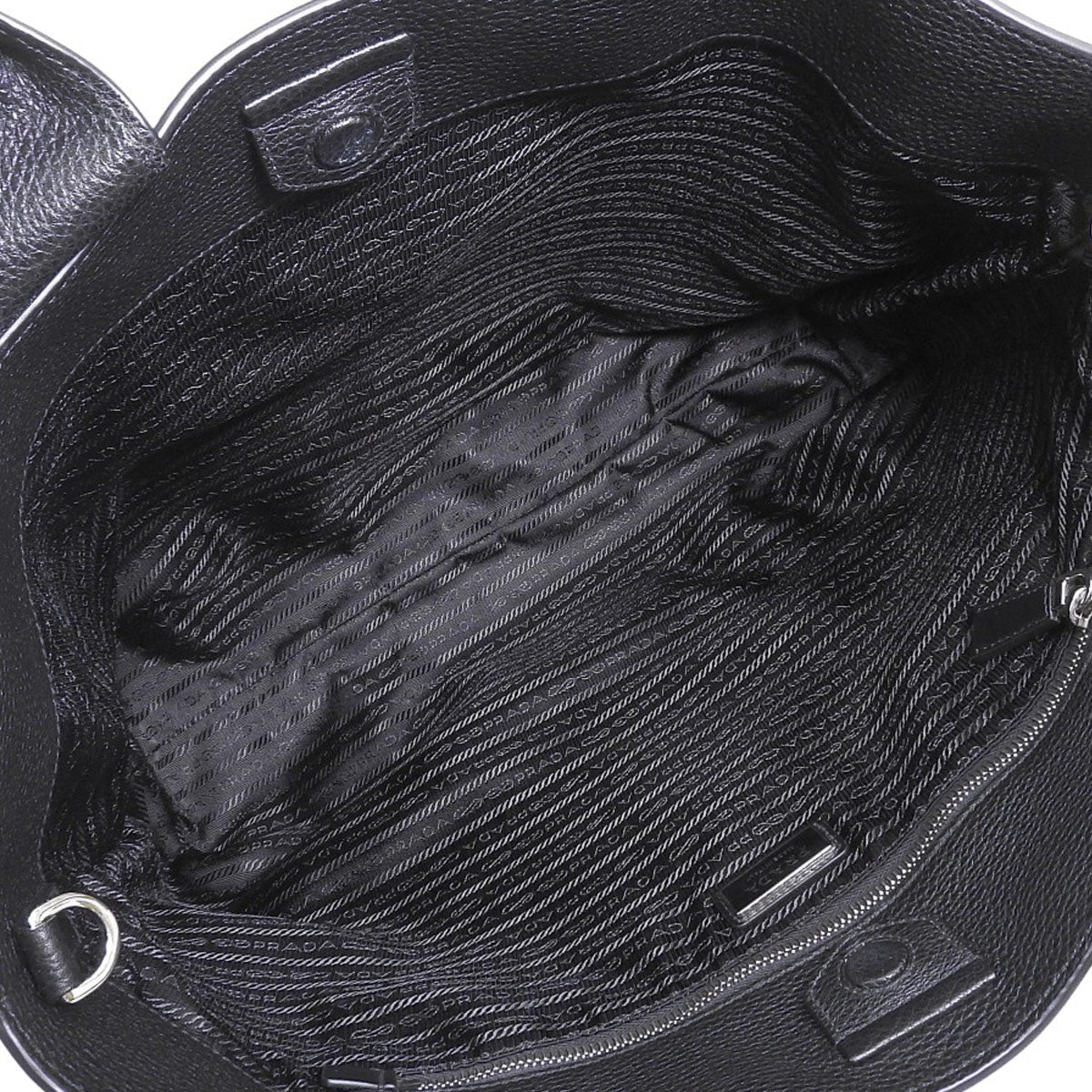エンボスロゴ トートバッグ レザー ブラック 2VG109
