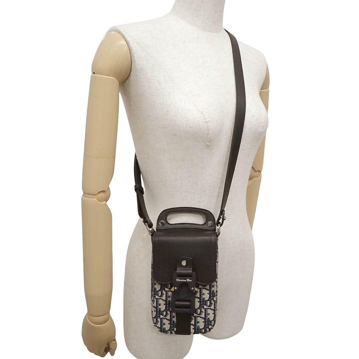 Oblique Jacquard Saddle Vertical Pouch, Black, Blue, Beige, 2ADCA446YKS