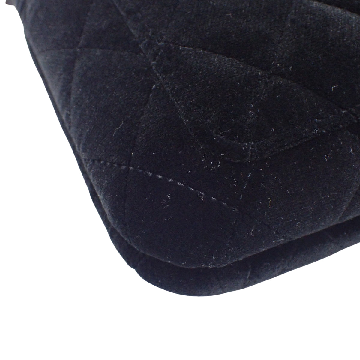 黑色天鹅绒绗缝晚宴包