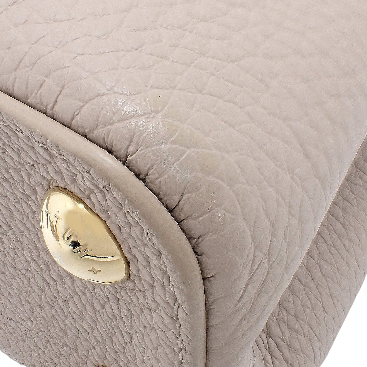Capucines BB Taurillon Leather Gale M24736