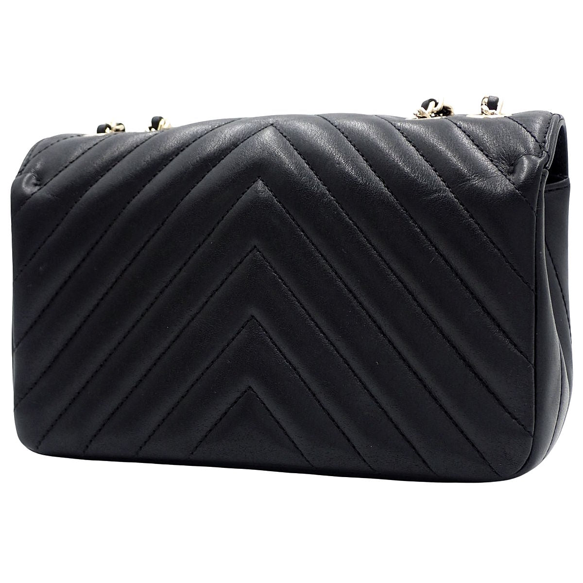 シェブロン Vステッチ チェーンショルダーバッグ ラムスキン ブラック