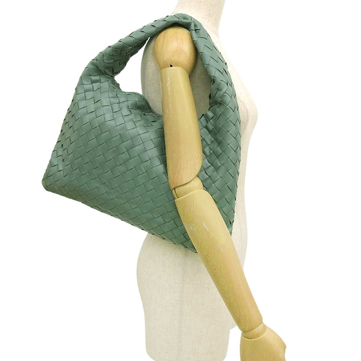 Intrecciato Hop Small Leather Green