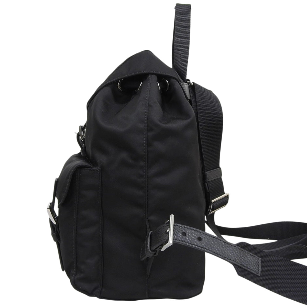 Re-Nylon バックパック ナイロン サフィアーノレザー ブラック 1BZ677