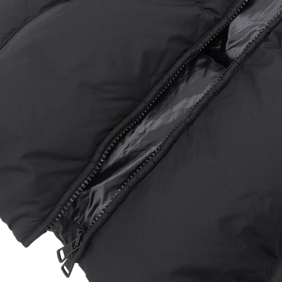 MONTCLA ダウンジャケット 2022年 3