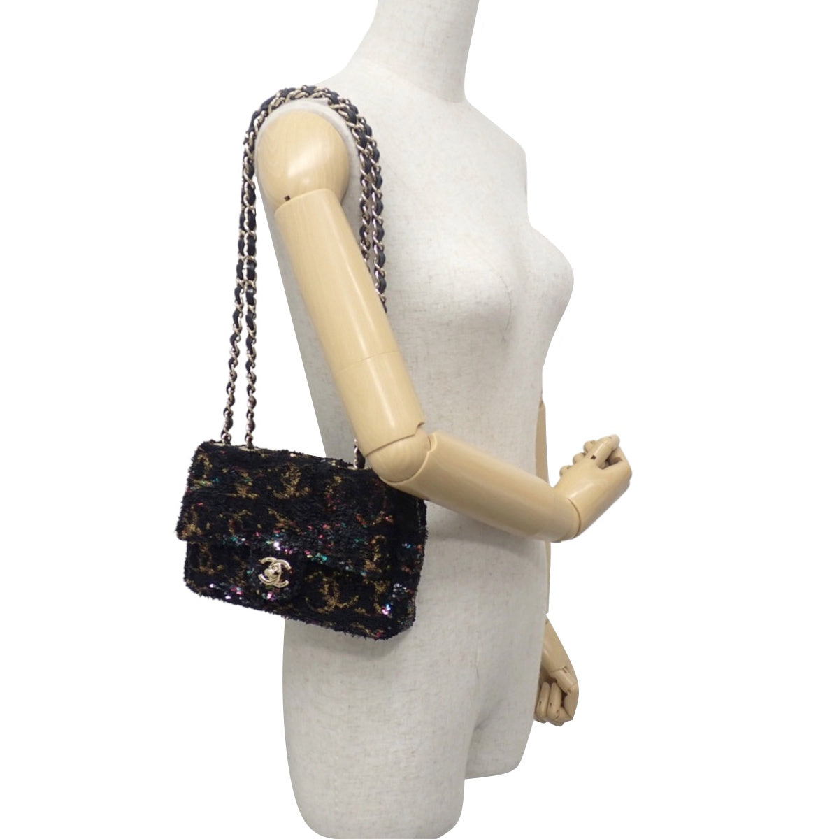 CC Mark Chain Shoulder Bag, Sequin Lambskin, Black Gold