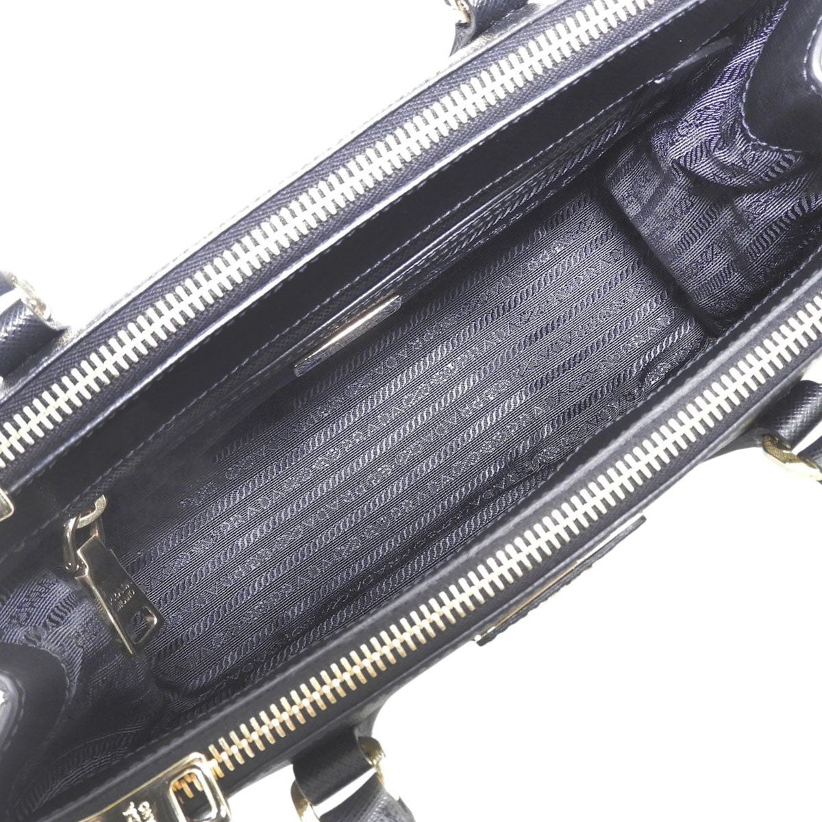 ガレリア ミディアムバッグ サフィアーノレザー NERO ネロ 1BA863
