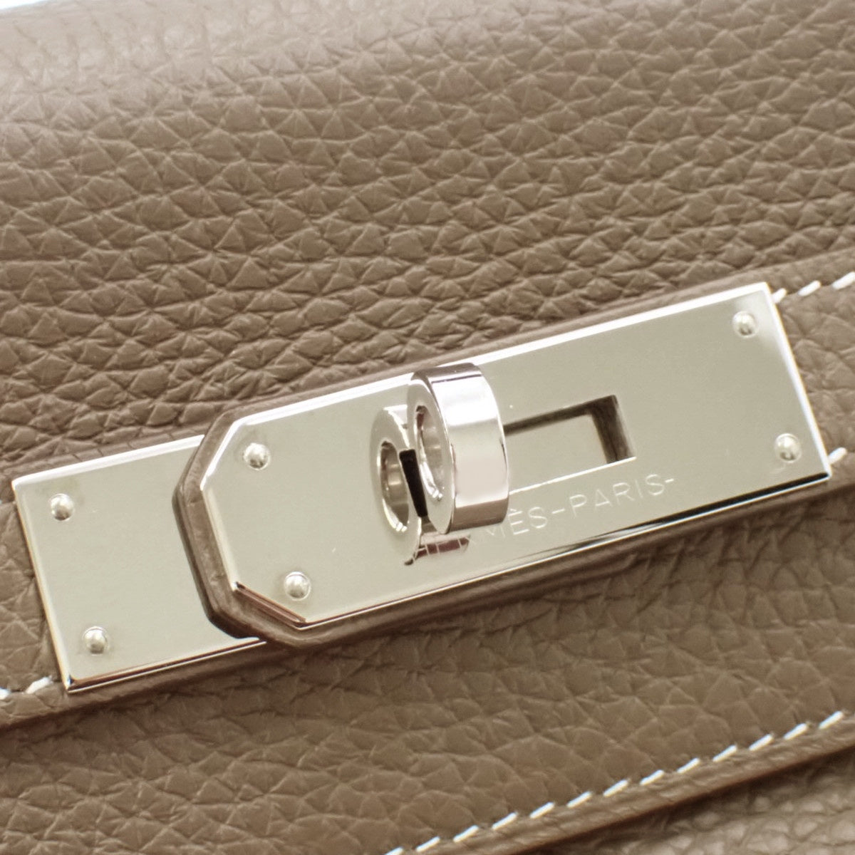 ケリー28 (内縫い) トリヨンクレマンス エトープ/エトゥープ シルバー金具 Y刻印