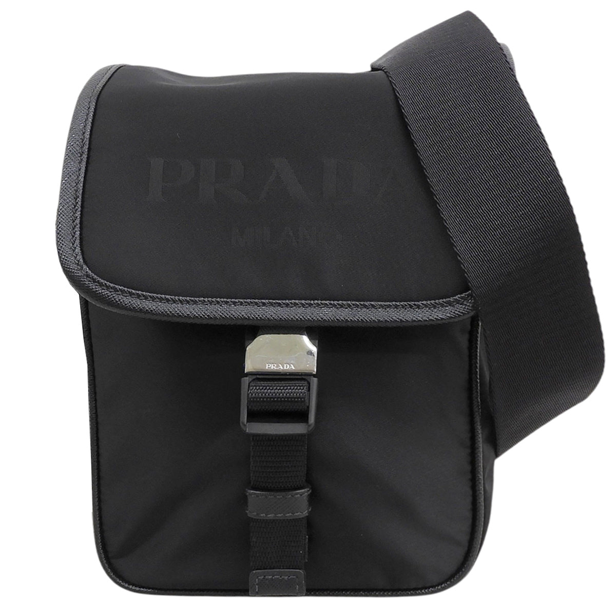 Re-Nylon ショルダーバッグ ナイロン サフィアーノレザー NERO ネロ 2VD028