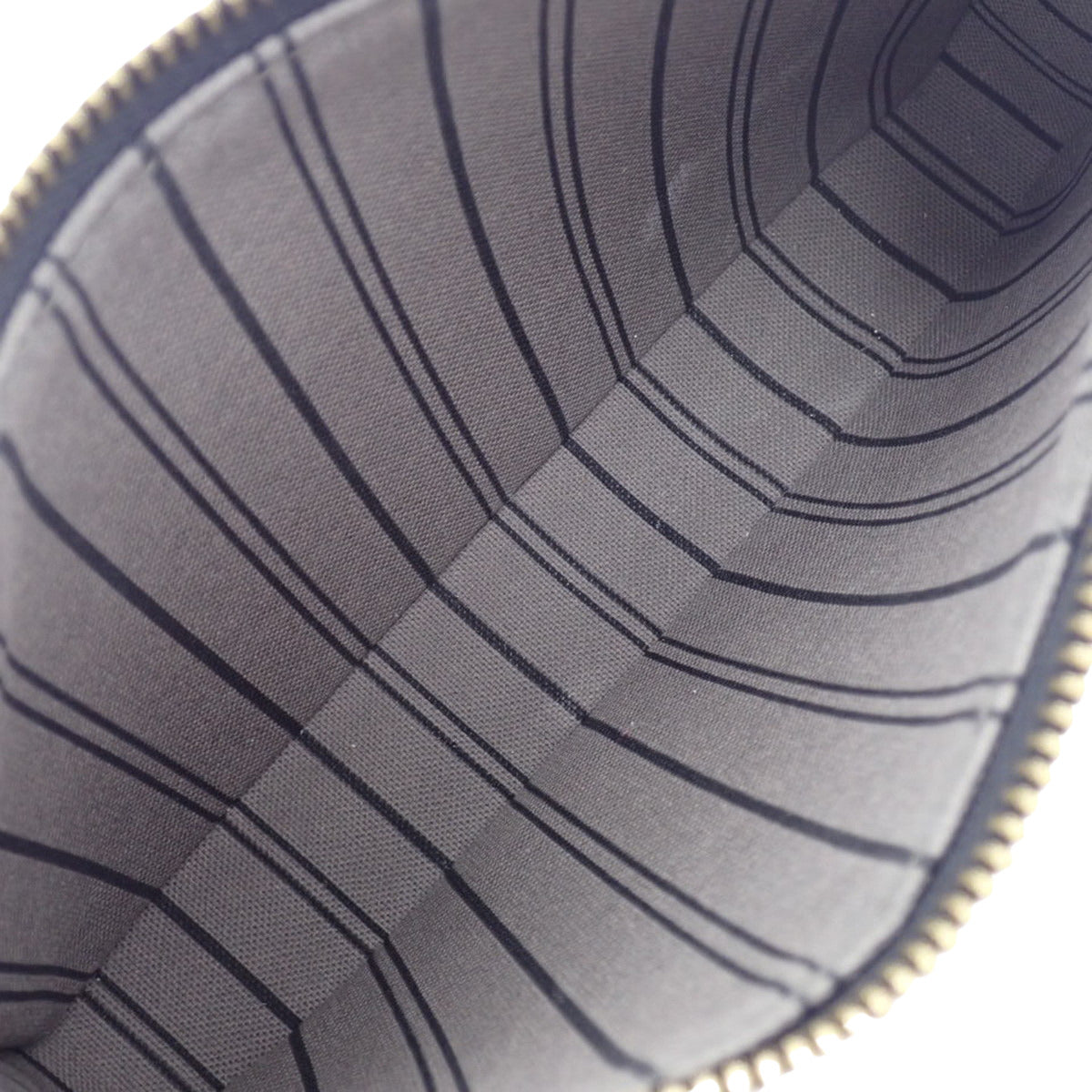 Monogram Empreinte Easy Pouch 黑色压纹 Monogram M80349