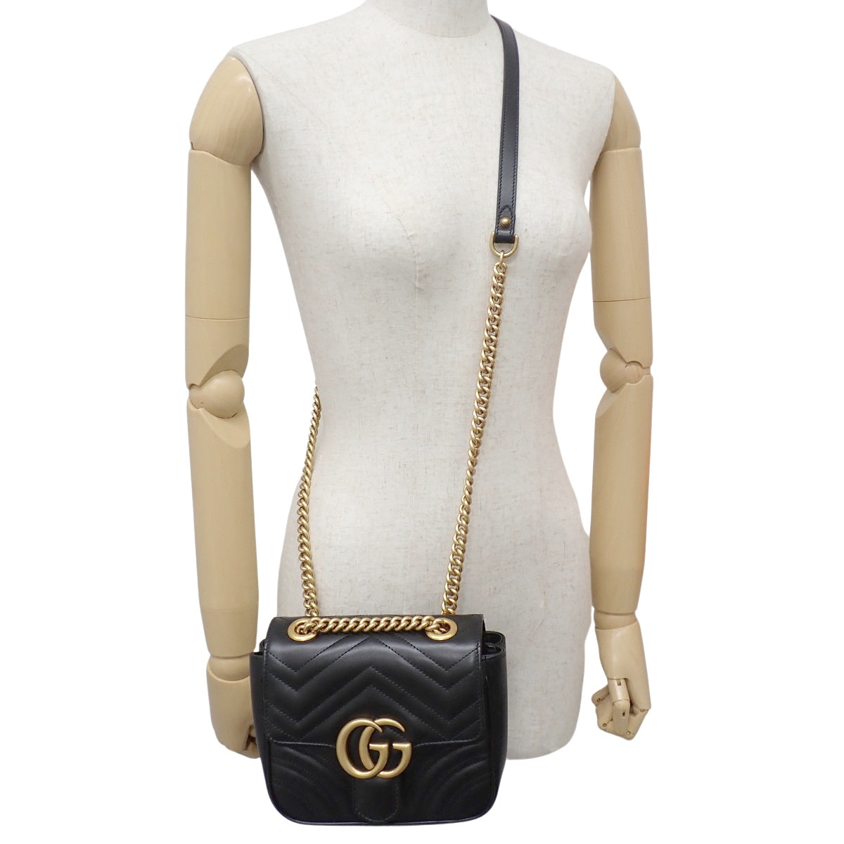 GG Marmont Mini Shoulder Bag Leather Black 739682