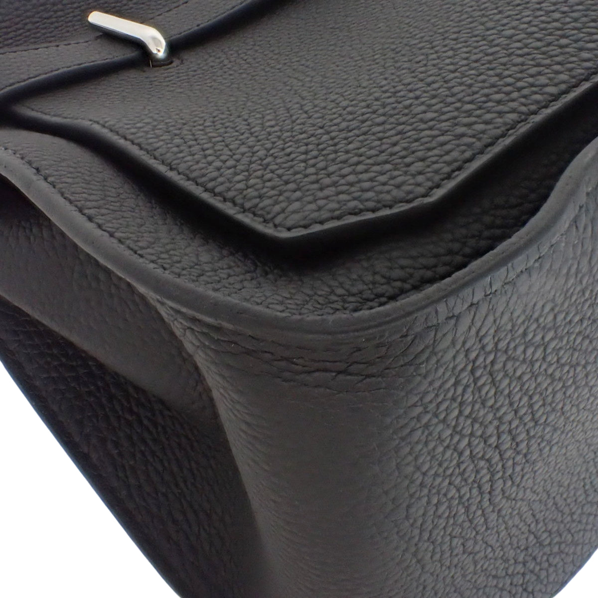 Jypsiere 31 Taurillon Clemence Palladium Hardware Black A Stamp