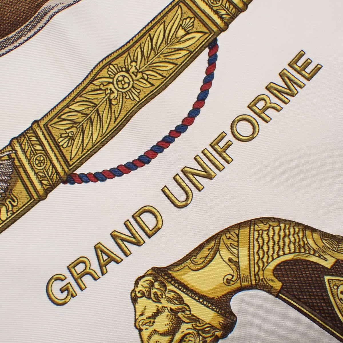 GRAND UNIFORME グランユニフォーム カレ90 シルク