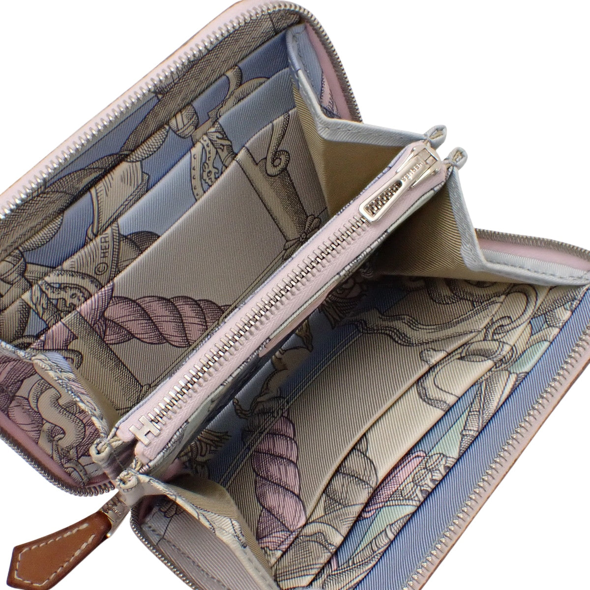 Azap Compact Silkin, Veau Epsom, Palladium Hardware, Mauve Pale, W Stamp