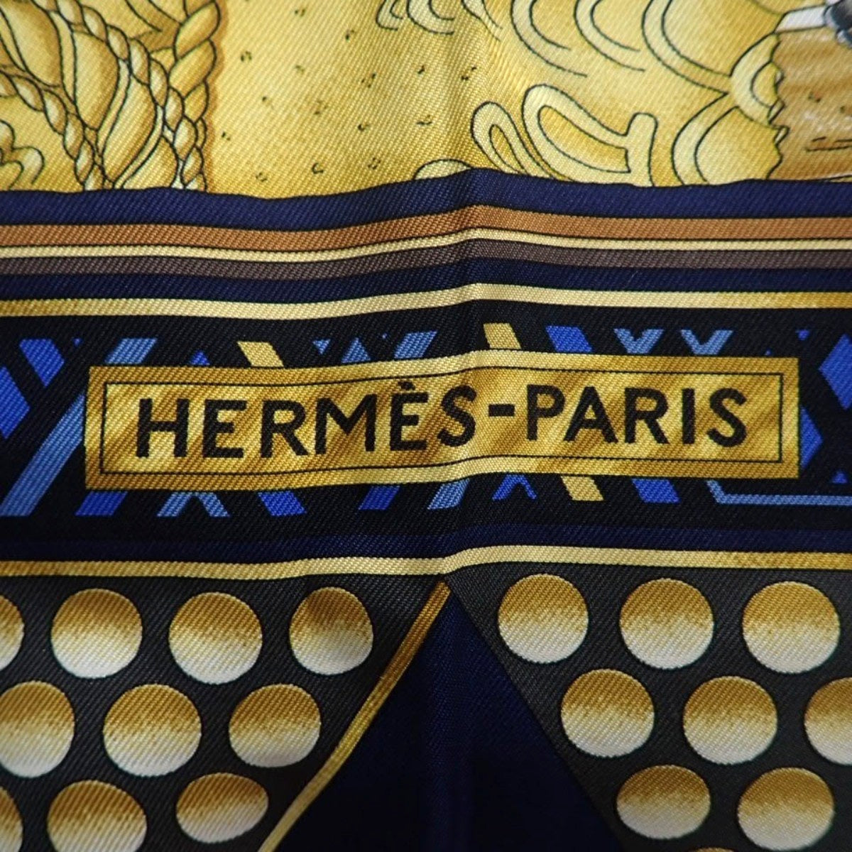 L'OR DES CHEFS Gold of the Chiefs Scarf 90 Silk