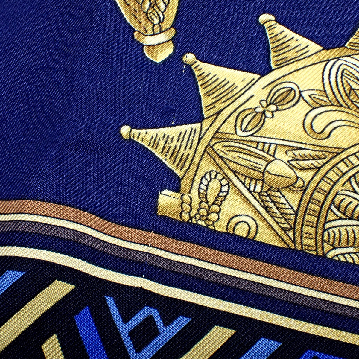 L'OR DES CHEFS Gold of the Chiefs Scarf 90 Silk