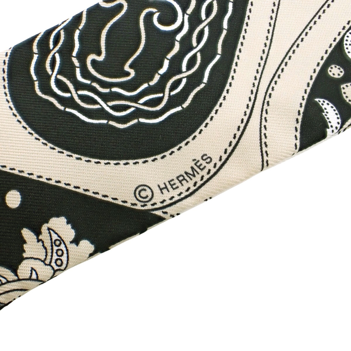 Festival des Amazones Bandana アマゾンの祭典・バンダナ ツイリー シルク グレージュ ノワール ブラン H064217S 04