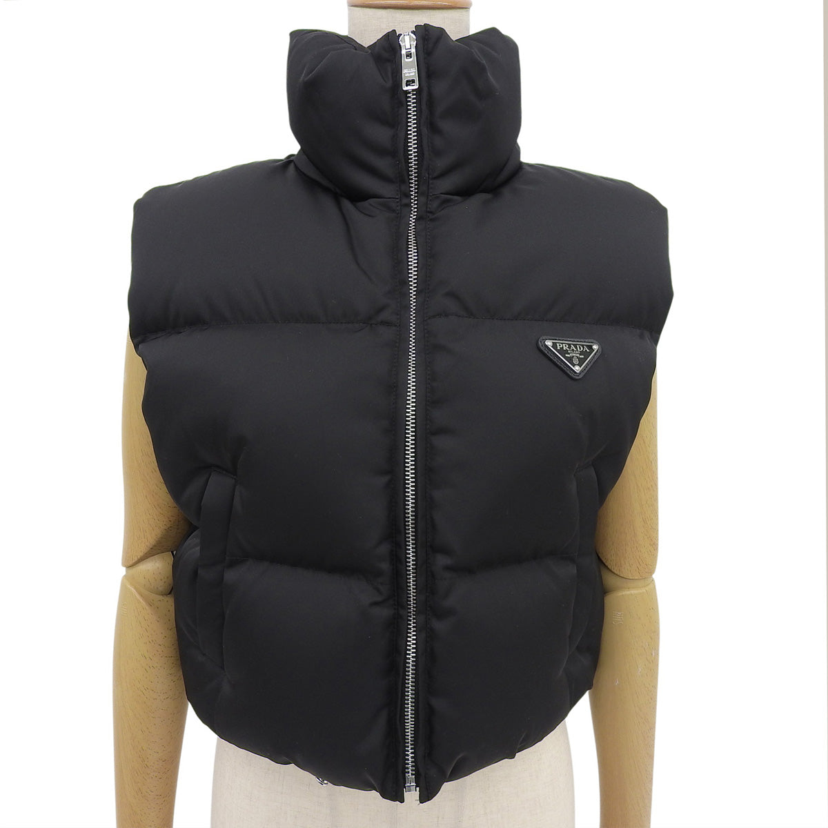 2023款羽绒背心 38