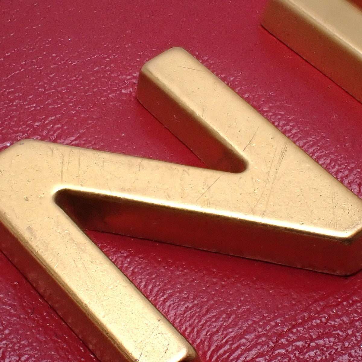 Chanel 22 Mini Handbag Leather Red Black AS3980