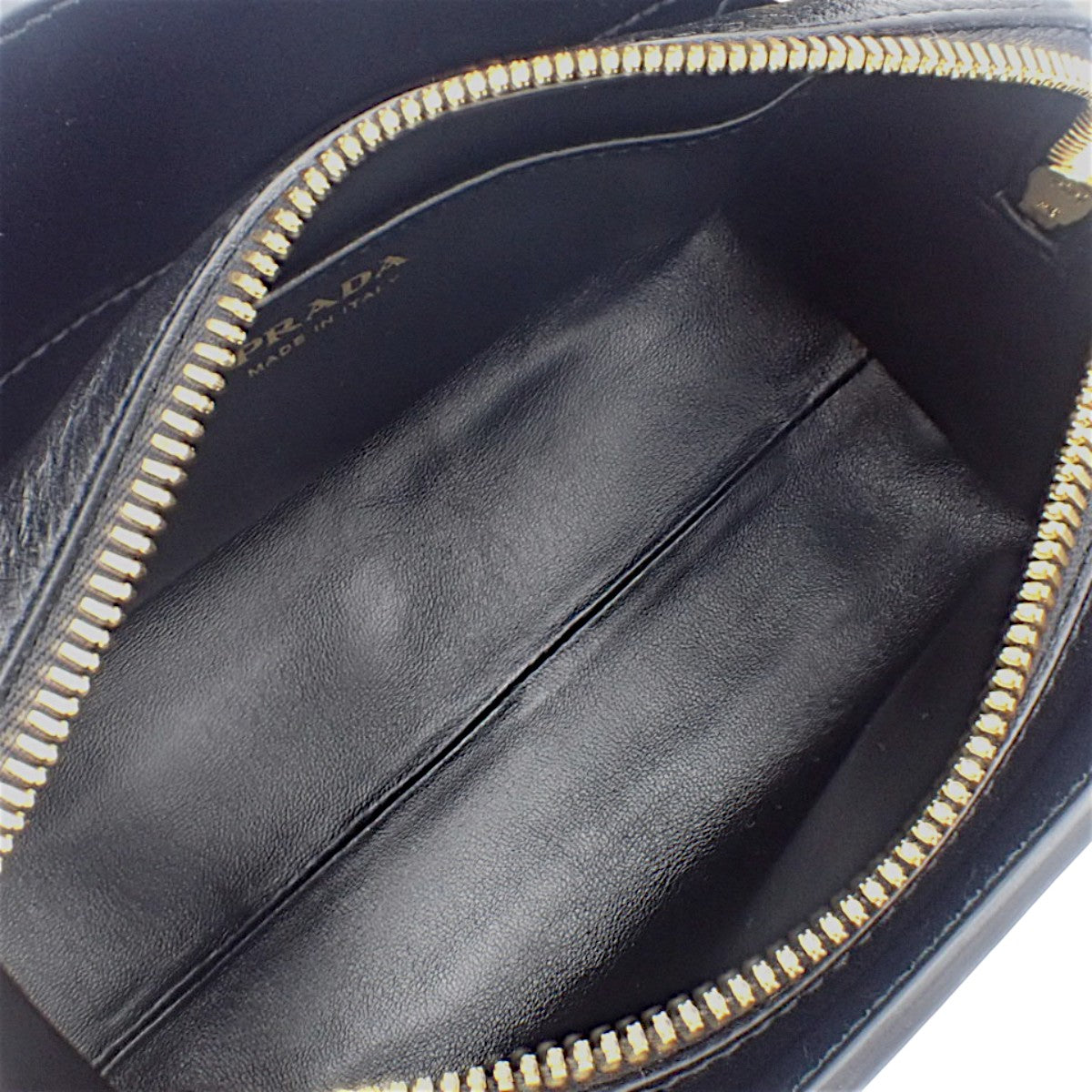 コフレ ミディアム ハンドバッグ レザー NERO ネロ 1BA503