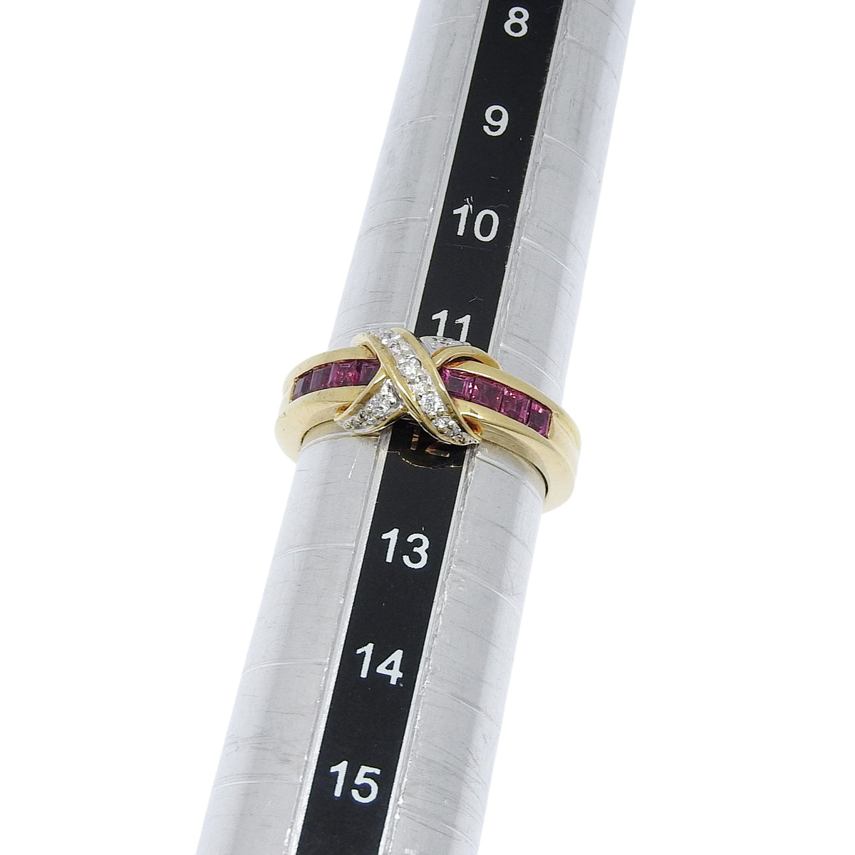 Ruby and diamond ring in 18K yellow gold (YG)