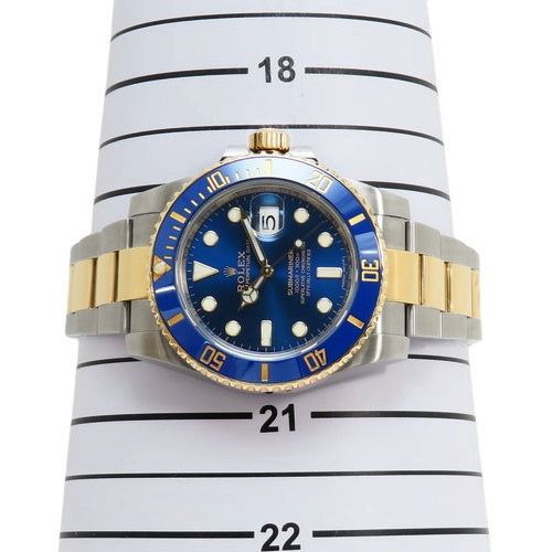 116613LB潜航者型日志型腕表，精钢/黄金材质，随机编号，自动上链，蓝色表盘。