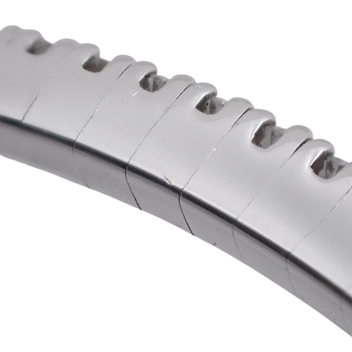 Double Butterfly Silhouette Diamond Bangle in 18K White Gold