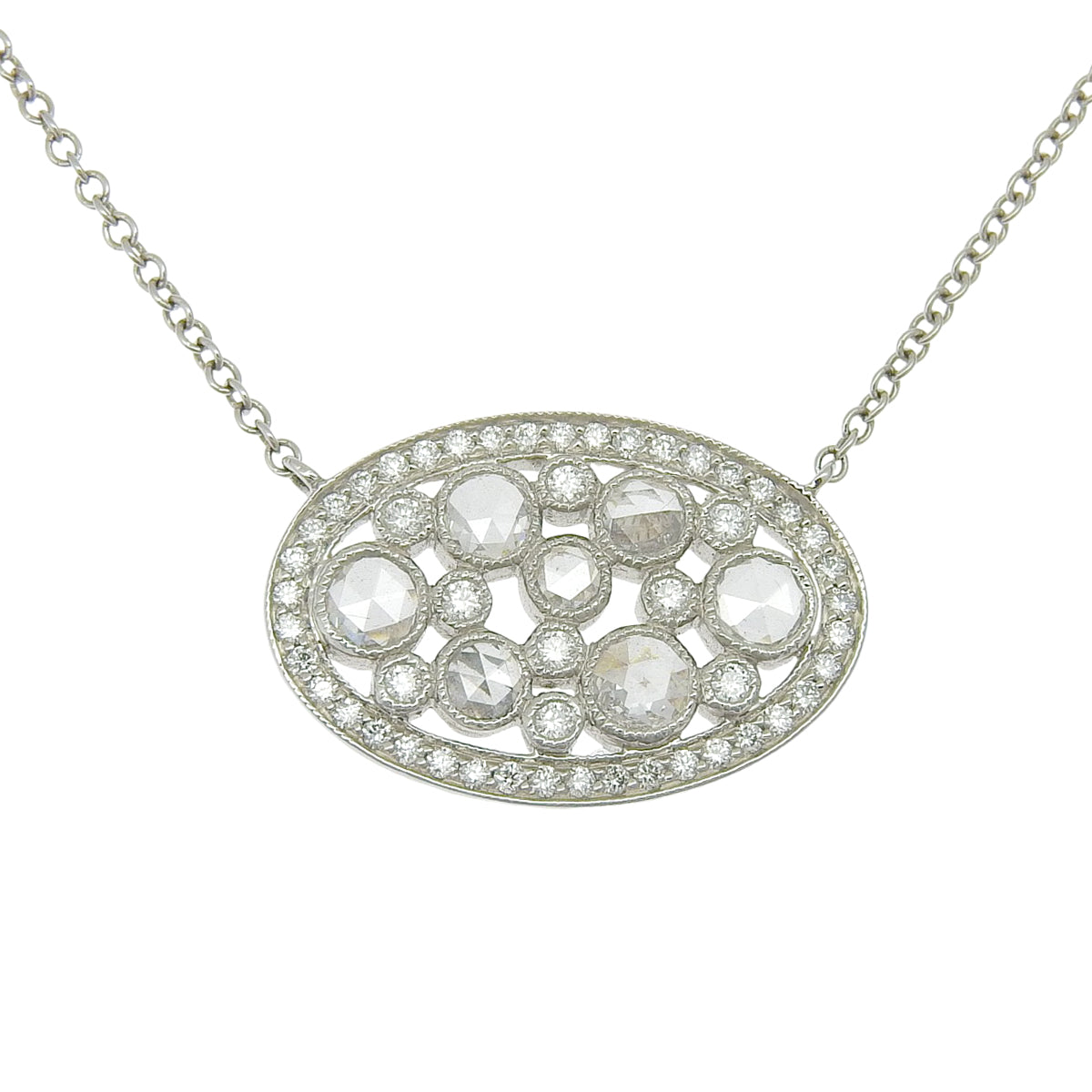Cobblestone necklace with diamonds in platinum Pt950