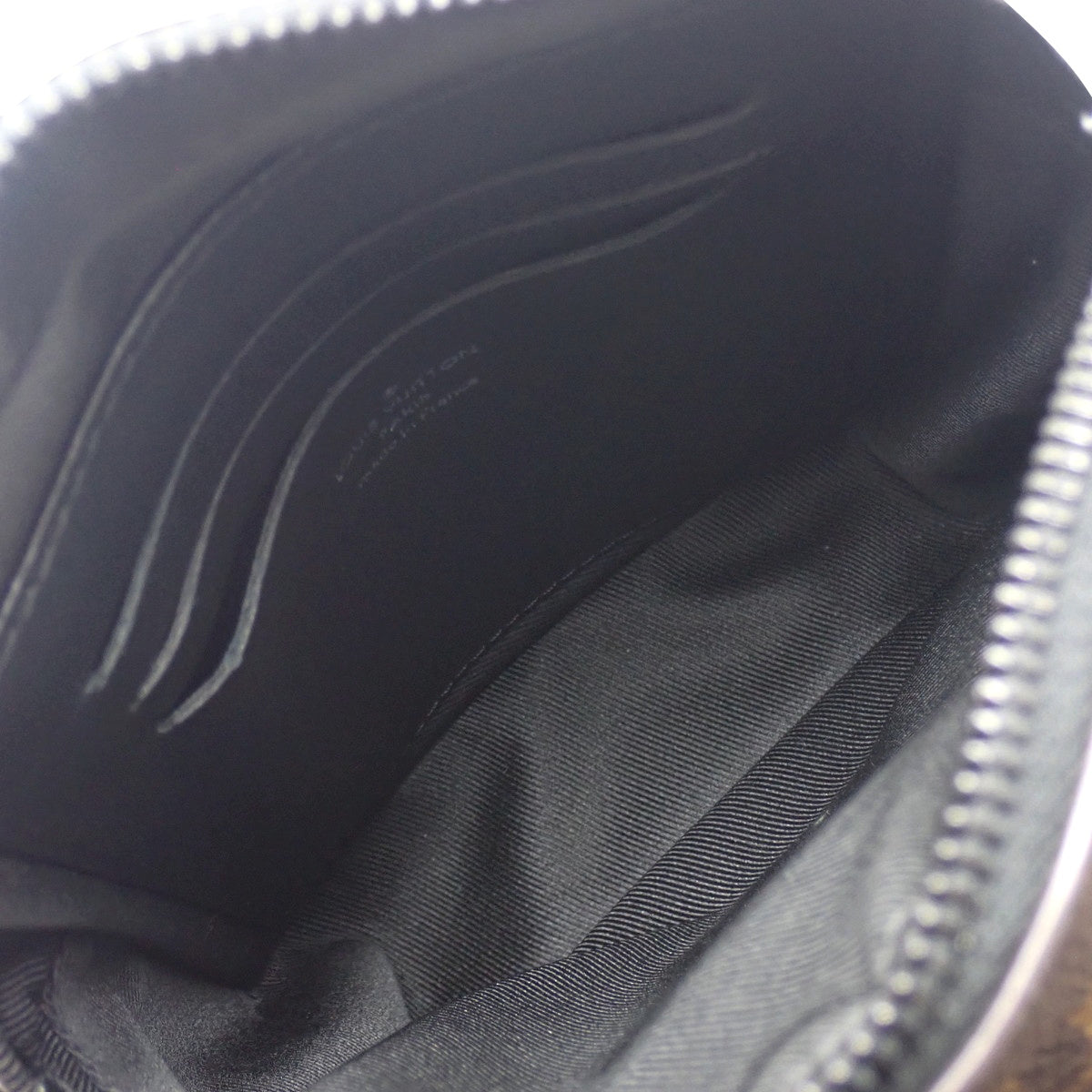 Monogram Macassar Christopher 可穿戴钱包 棕色 M69404