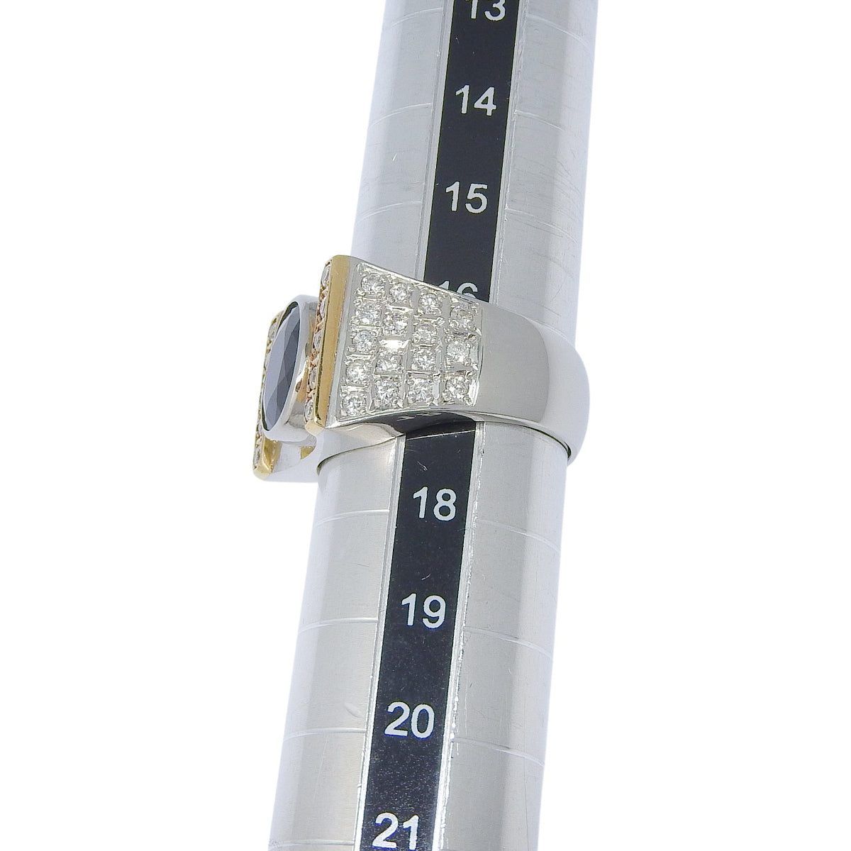 Blue sapphire and diamond ring in platinum Pt900