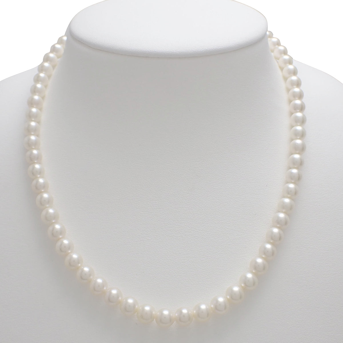 All-pearl necklace with Akoya pearls in silver