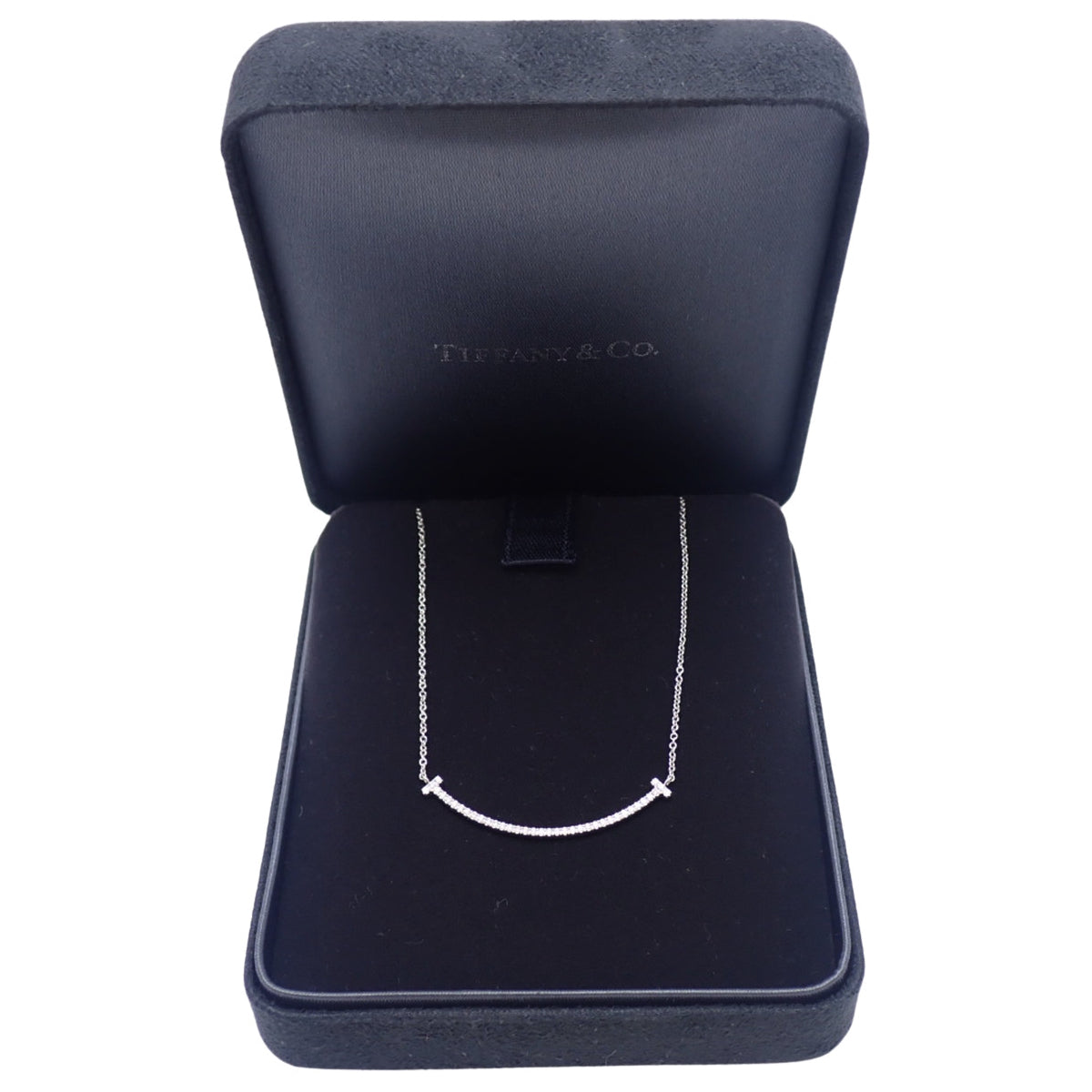 T字形微笑吊坠，镶嵌小钻石，18K白金，2.4克